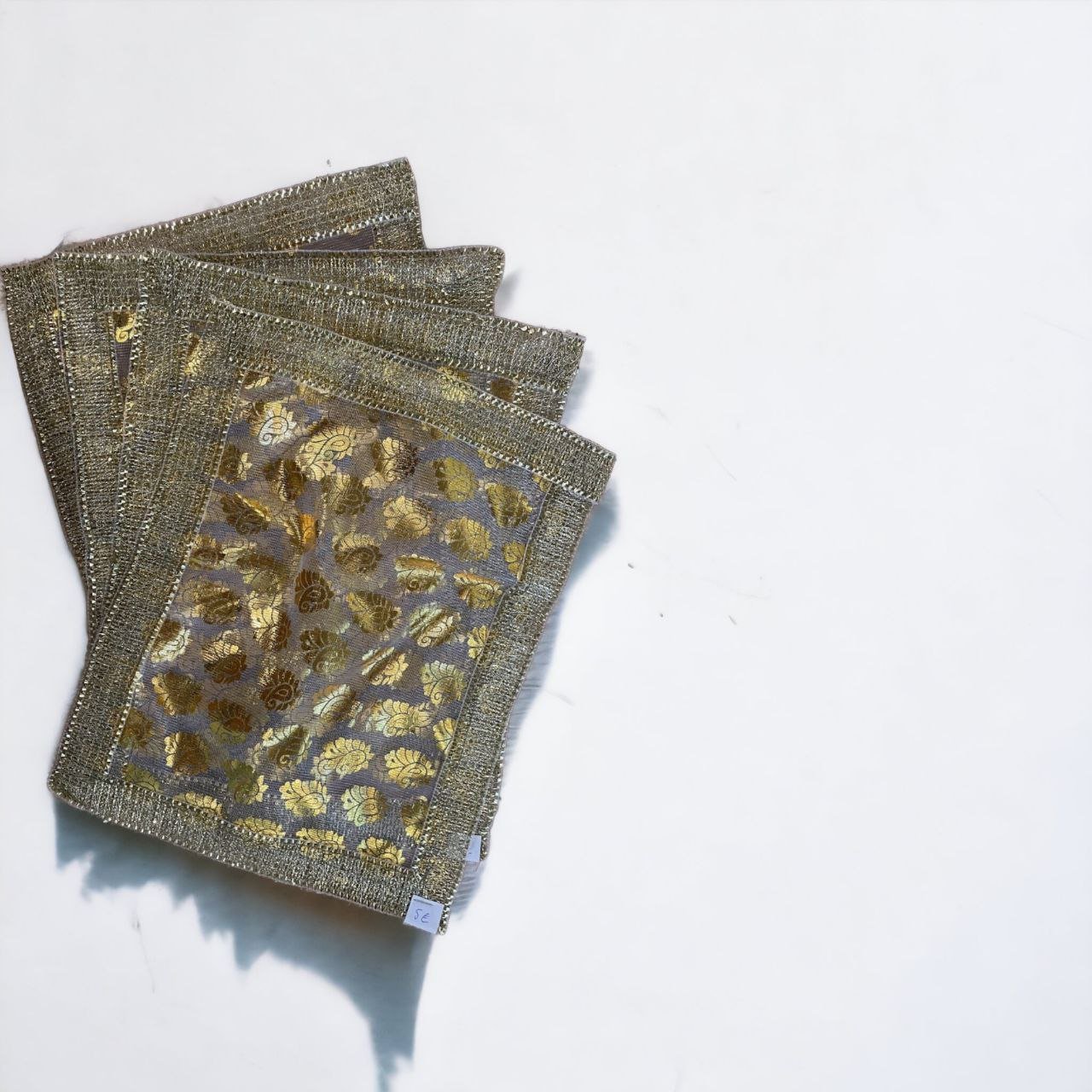 Mat for deity - size 32 x 25cm